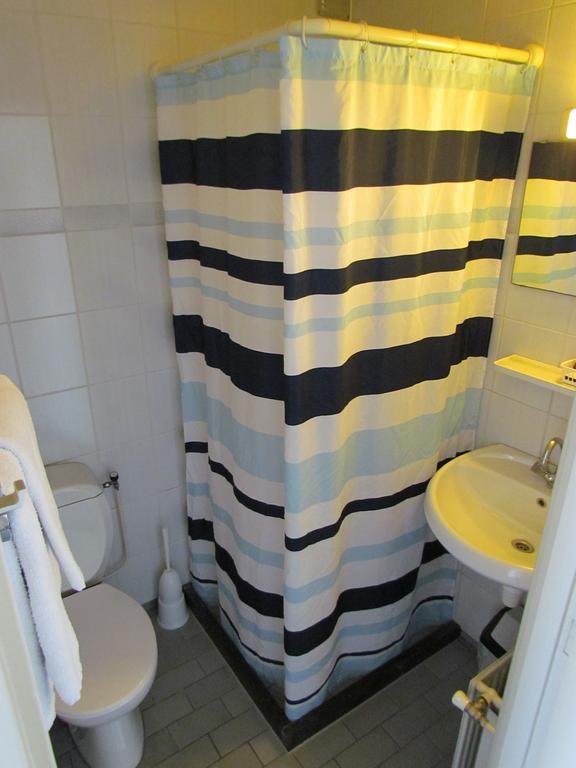 Hotel Cafe Woud Ден-Хелдер Номер фото